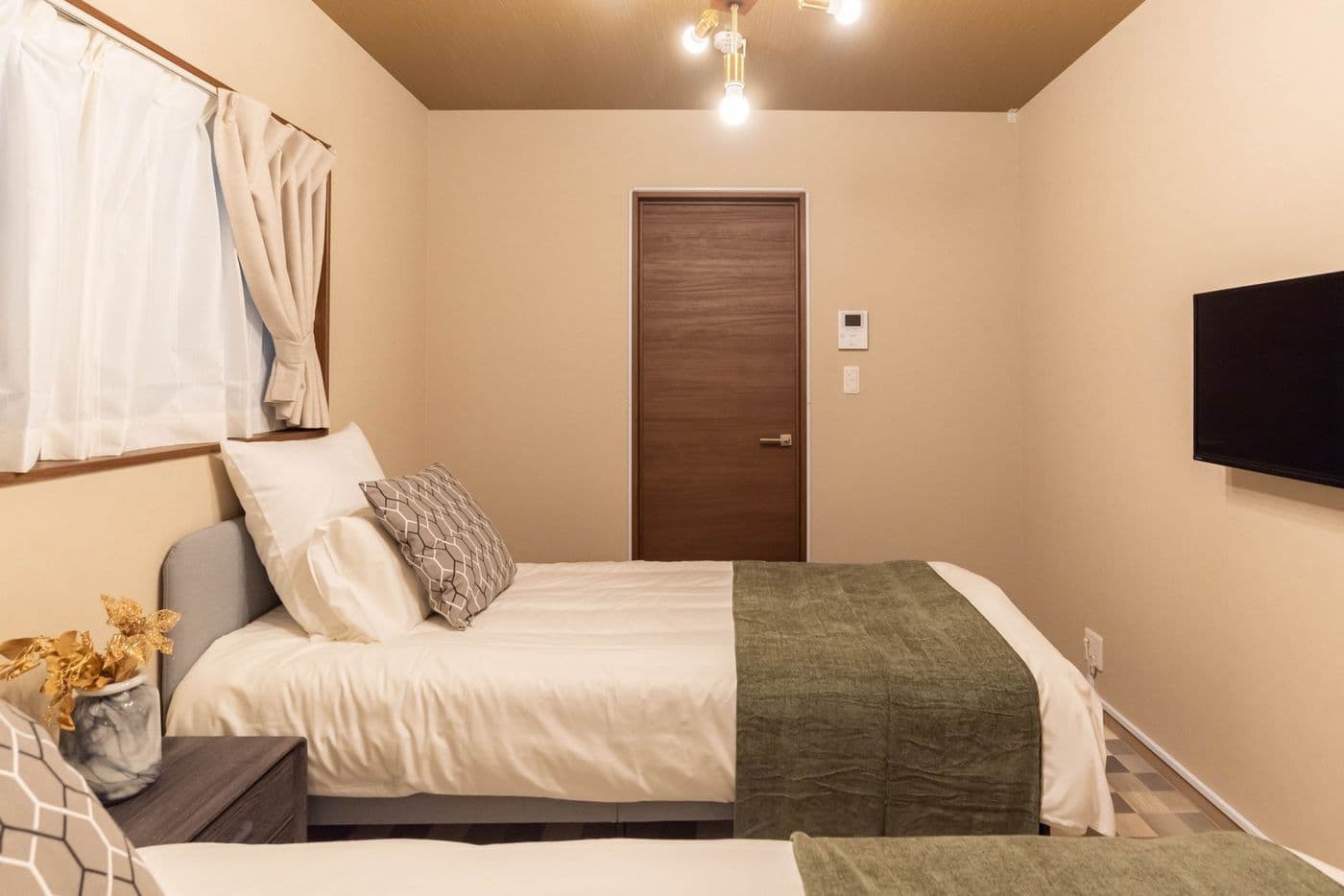 Bijou Suites Next 8