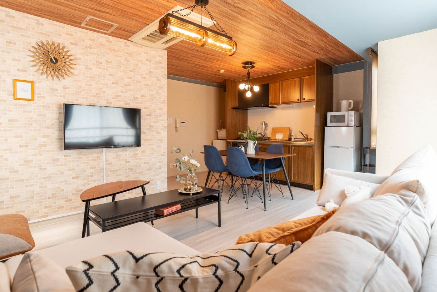 Bijou Suites Vogue 9